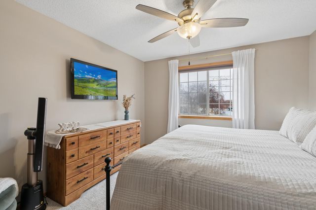 5955 Wedgewood Lane N 66, Plymouth, MN 55446