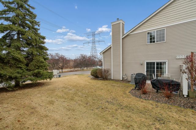 5955 Wedgewood Lane N 66, Plymouth, MN 55446