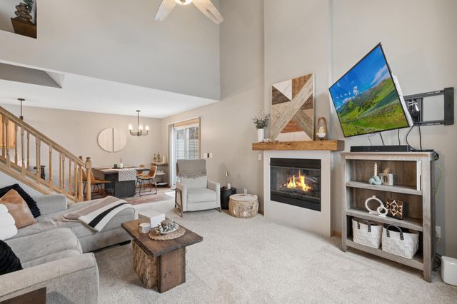 5955 Wedgewood Lane N 66, Plymouth, MN 55446