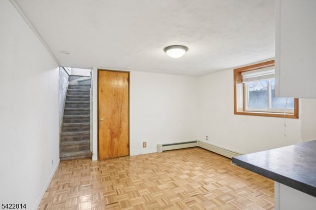 17 Emma Pl, Clifton City, NJ 07013