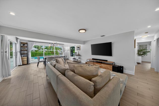 1730 NE 22nd Terrace, Fort Lauderdale, FL 33305