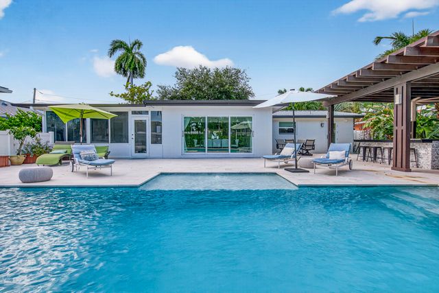 1730 NE 22nd Terrace, Fort Lauderdale, FL 33305