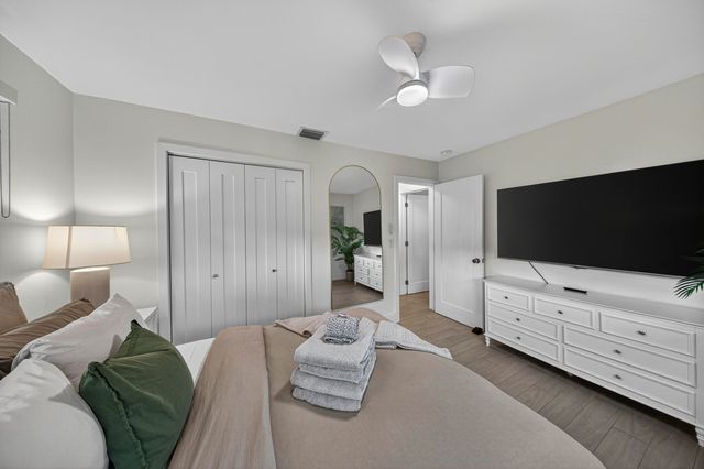 1730 NE 22nd Terrace, Fort Lauderdale, FL 33305