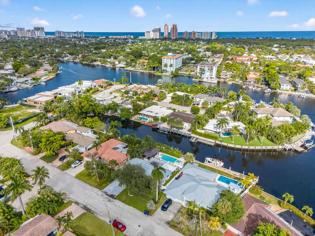 1730 NE 22nd Terrace, Fort Lauderdale, FL 33305