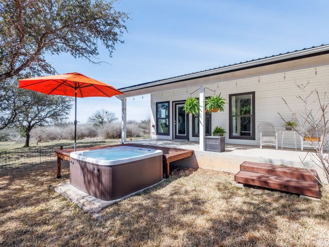 1515 County Road 233 Road, Brownwood, TX 76801