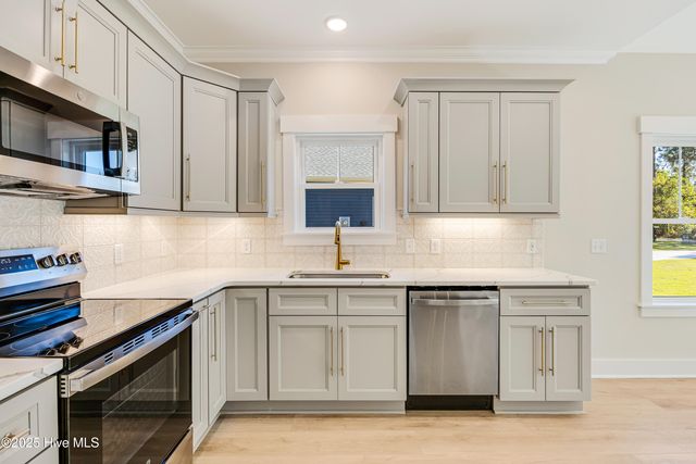 2309 Frink Lake Drive, Southport, NC 28461