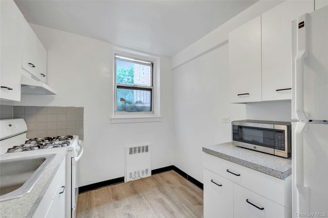 5610 Netherland Avenue 1G, Bronx, NY 10471