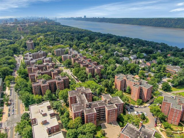 5610 Netherland Avenue 1G, Bronx, NY 10471