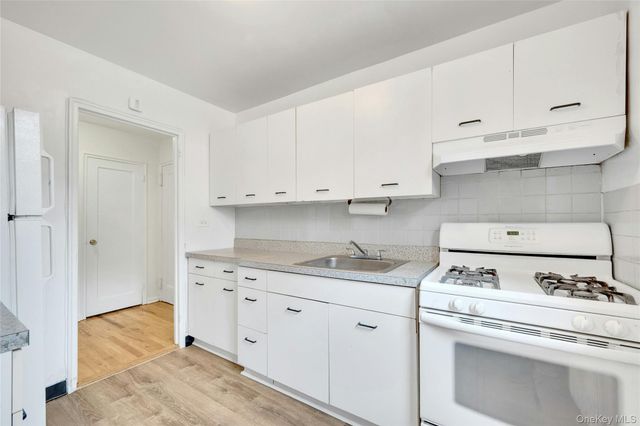 5610 Netherland Avenue 1G, Bronx, NY 10471