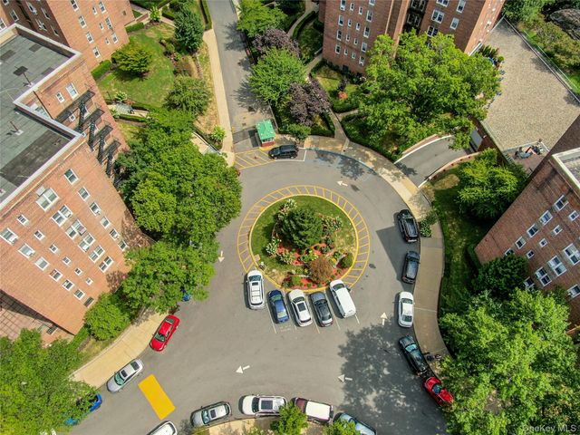 5610 Netherland Avenue 1G, Bronx, NY 10471
