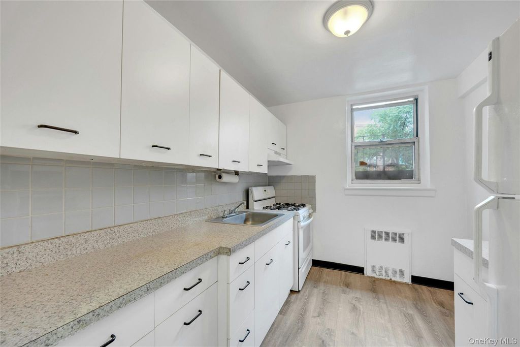 5610 Netherland Avenue 1G, Bronx, NY 10471 — photo 2