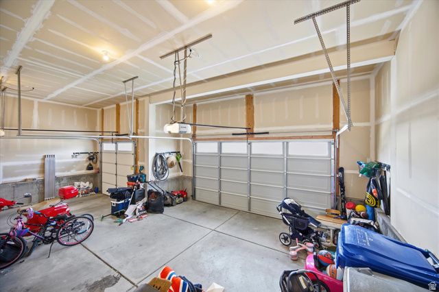 1321 W FORT ROCK DR, Saratoga Springs, UT 84045