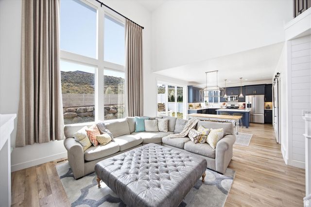 1321 W FORT ROCK DR, Saratoga Springs, UT 84045