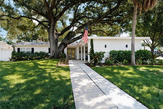 214 S TREASURE DRIVE, Tampa, FL 33609
