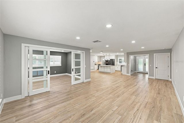 214 S TREASURE DRIVE, Tampa, FL 33609