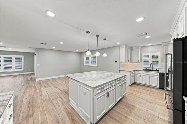 214 S TREASURE DRIVE, Tampa, FL 33609