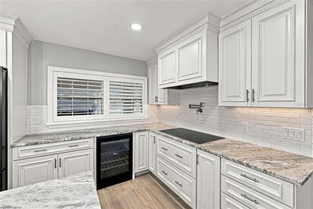 214 S TREASURE DRIVE, Tampa, FL 33609