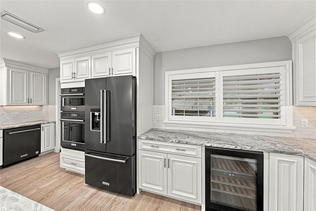 214 S TREASURE DRIVE, Tampa, FL 33609