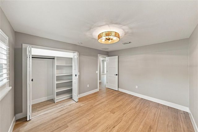 214 S TREASURE DRIVE, Tampa, FL 33609