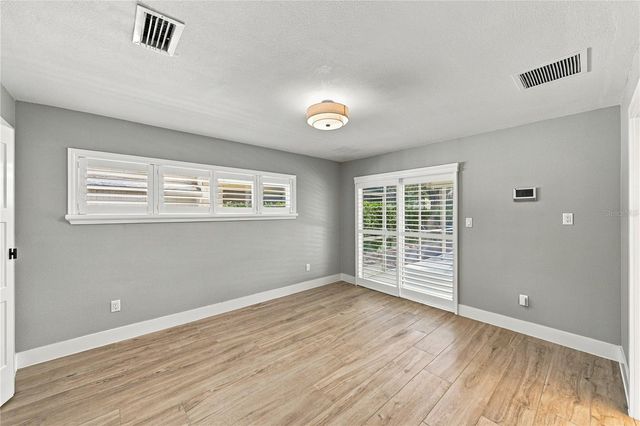 214 S TREASURE DRIVE, Tampa, FL 33609