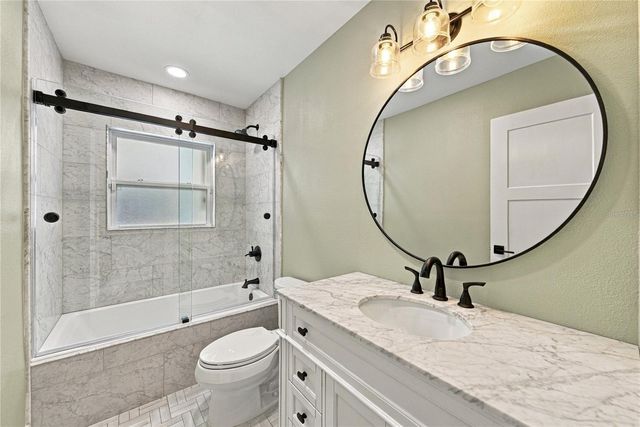 214 S TREASURE DRIVE, Tampa, FL 33609