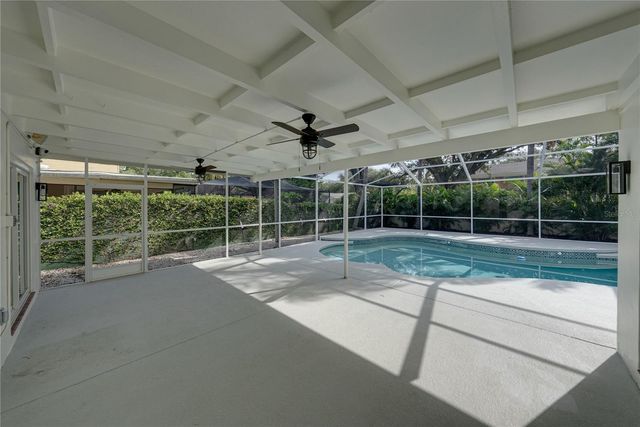 214 S TREASURE DRIVE, Tampa, FL 33609