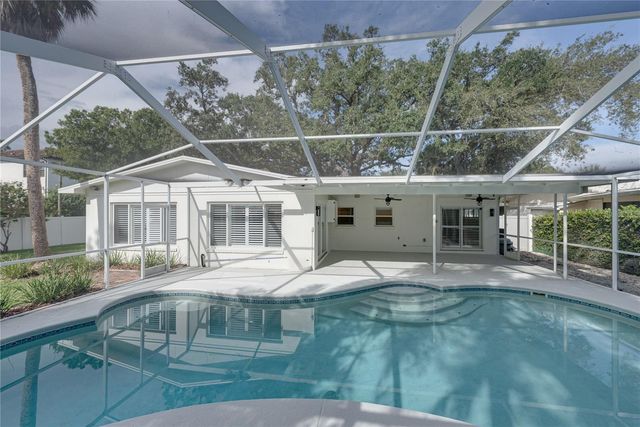 214 S TREASURE DRIVE, Tampa, FL 33609
