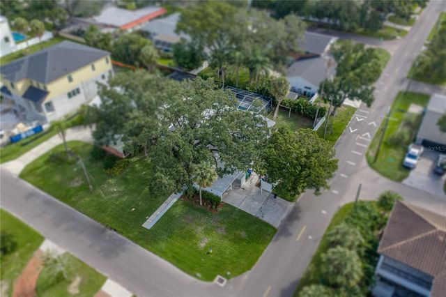 214 S TREASURE DRIVE, Tampa, FL 33609