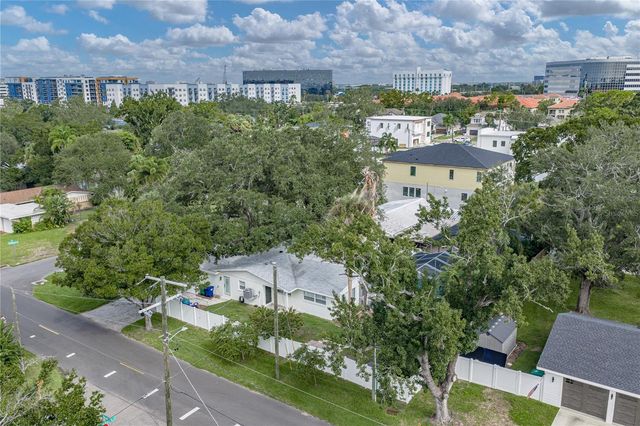 214 S TREASURE DRIVE, Tampa, FL 33609