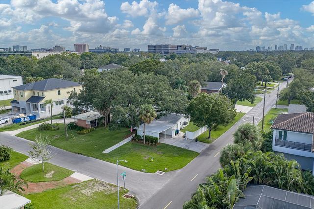 214 S TREASURE DRIVE, Tampa, FL 33609
