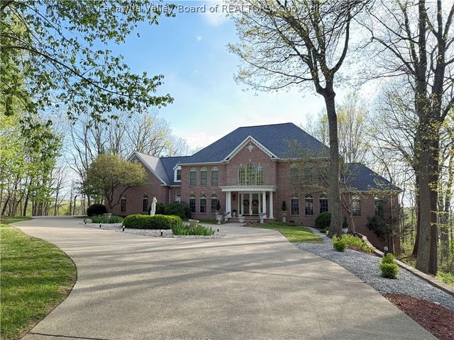 203 Quarry Ridge East Road, Charleston, WV 25304