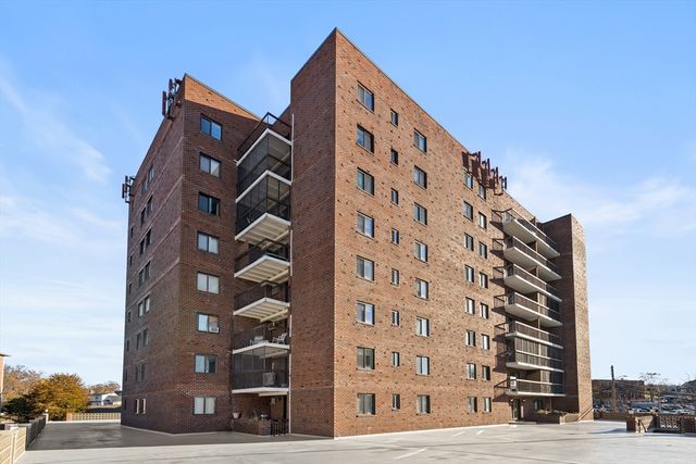 47 Mystic St 1E, Arlington, MA 02474