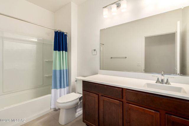 5631 S Ruby Quinn Place, Tucson, AZ 85757