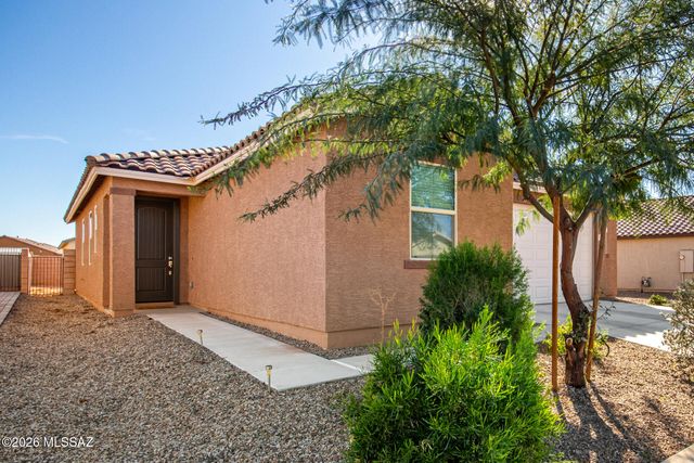 5631 S Ruby Quinn Place, Tucson, AZ 85757