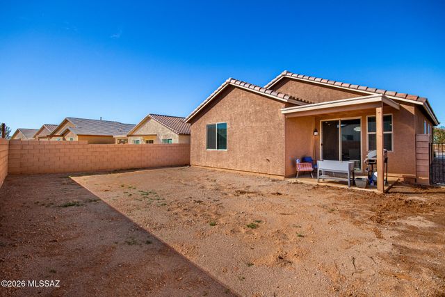 5631 S Ruby Quinn Place, Tucson, AZ 85757