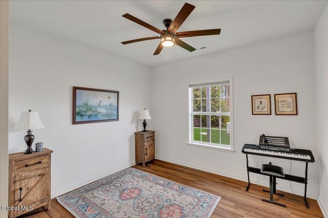 704 Grayson Place, Glenville, NY 12302
