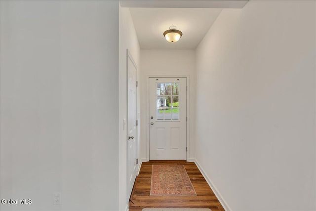 704 Grayson Place, Glenville, NY 12302