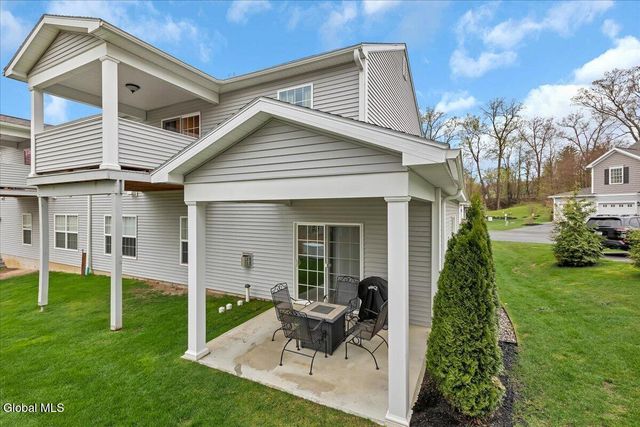 704 Grayson Place, Glenville, NY 12302