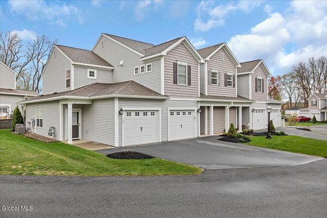 704 Grayson Place, Glenville, NY 12302
