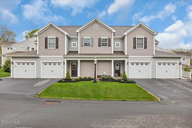 704 Grayson Place, Glenville, NY 12302