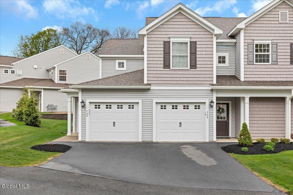 704 Grayson Place, Glenville, NY 12302