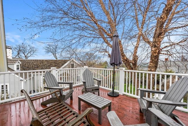 4 Langsford St, Gloucester, MA 01930