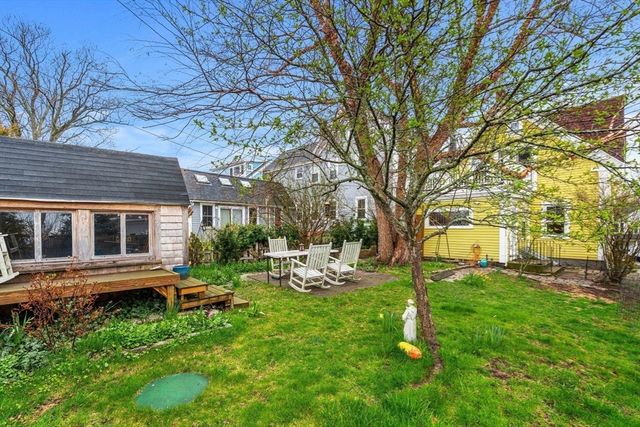 4 Langsford St, Gloucester, MA 01930