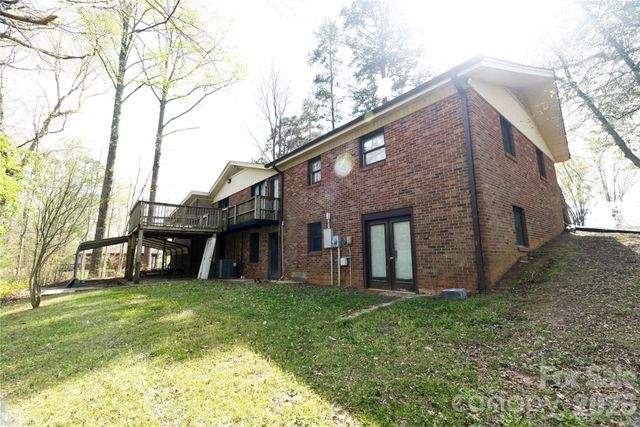 2042 Robinson Road 2, Newton, NC 28658