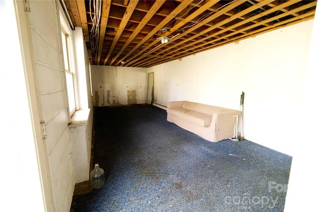 2042 Robinson Road 2, Newton, NC 28658