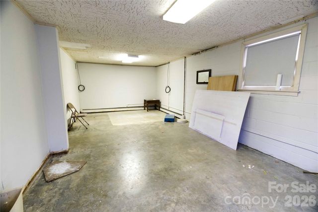 2042 Robinson Road 2, Newton, NC 28658