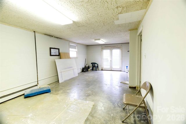 2042 Robinson Road 2, Newton, NC 28658