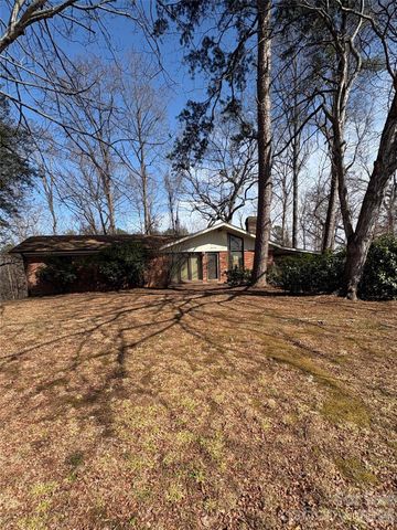 2042 Robinson Road 2, Newton, NC 28658