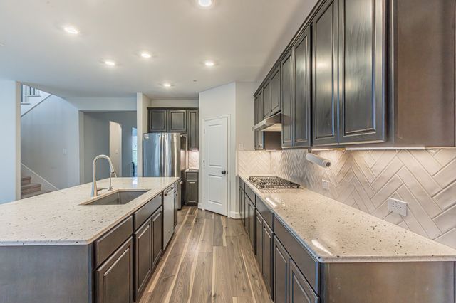 1934 Stonebrook Street, Celina, TX 75009