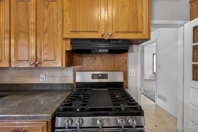 15083 State Highway 82, Tahlequah, OK 74464